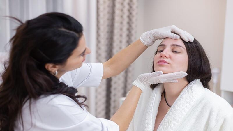 What to Expect From Botox Treatments and How They Help Reduce Facial Wrinkles