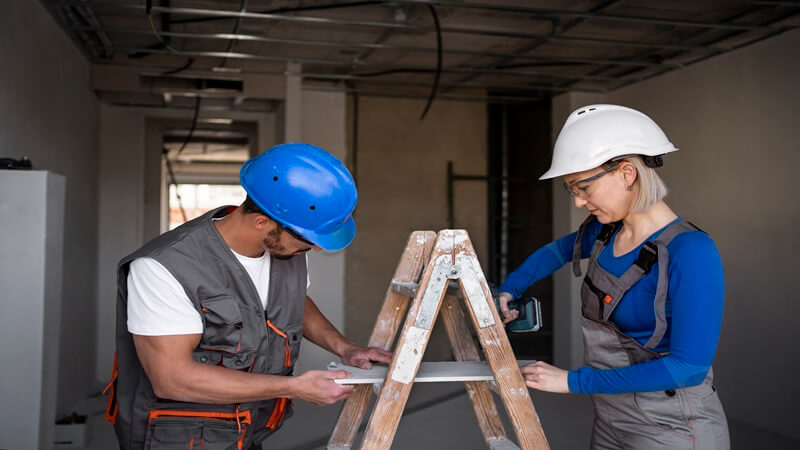 Know the Average Lifespan of Metal Siding Installed by Professional Contractors